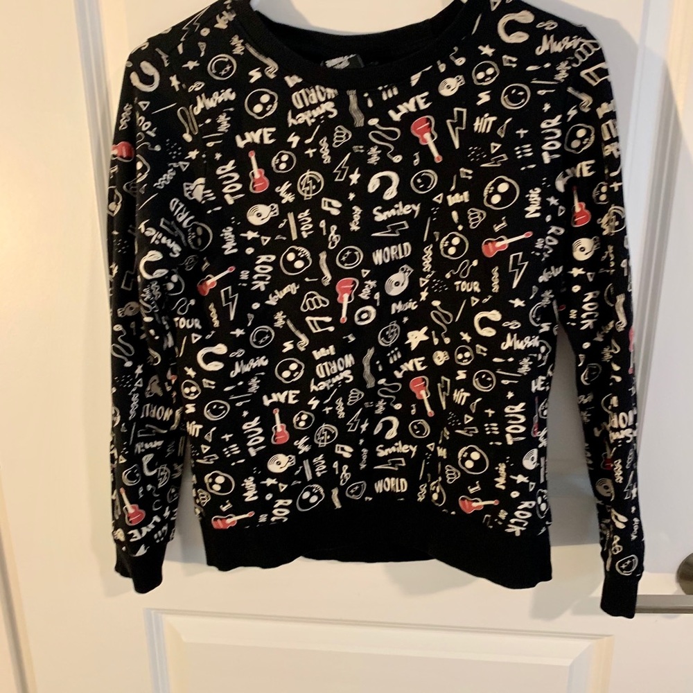 Sweatshirt